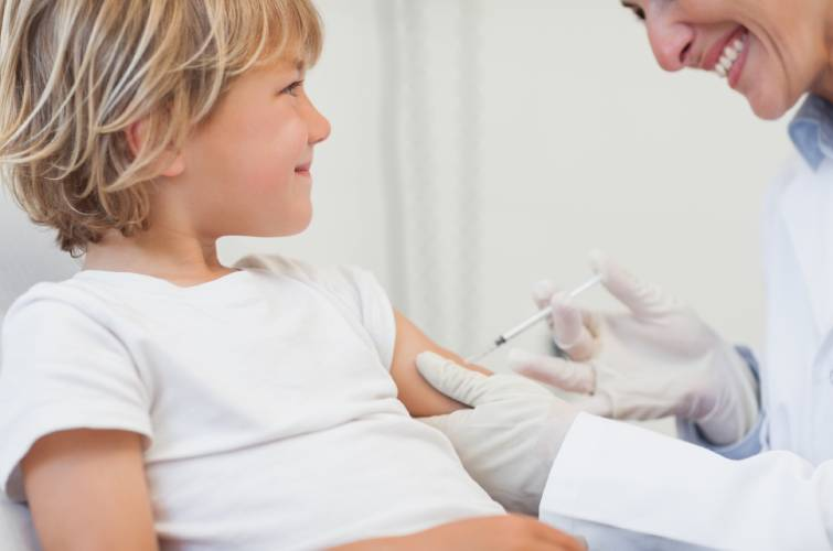 Минулого року рівень вакцинації однорічних дітей впав на 10%