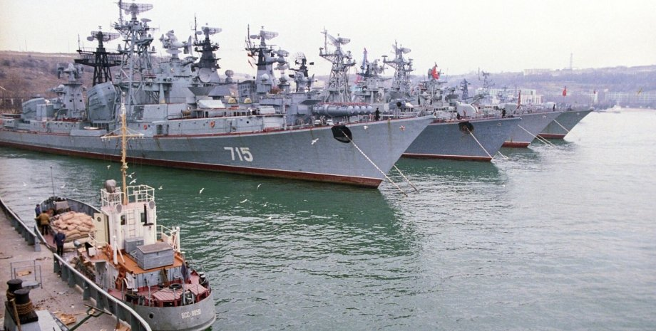 «Бавовна» в Севастополі: заявляють про безпілотники, які атакували флот рф