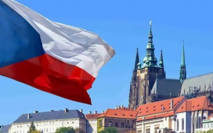 Чехія продовжила заборону на видачу віз росіянам та білорусам