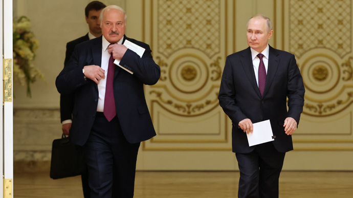 Путін заявив, що росія розмістить ядерну зброю в Білорусі