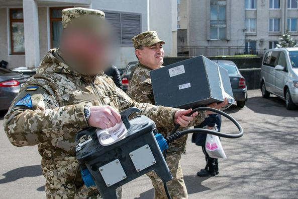 Волинським військовим передали електромодулі (фото)