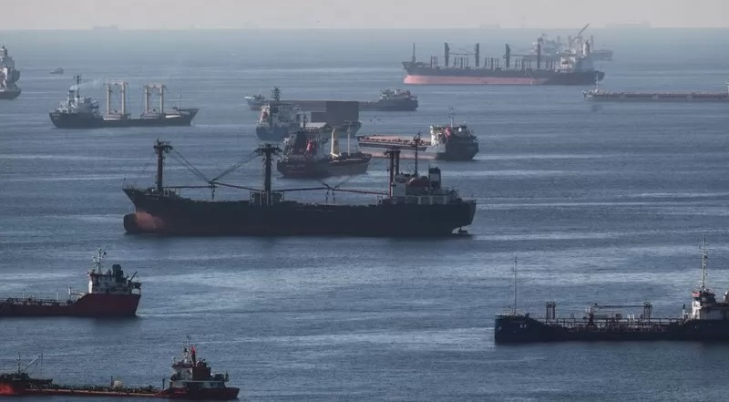 РФ заблокувала у Чорному морі пів сотні суден з українським зерном