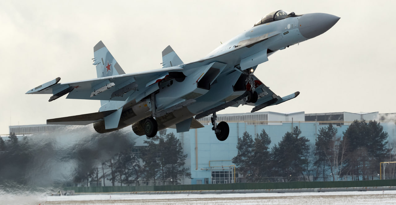 Росія передала Ірану винищувачі Су-35
