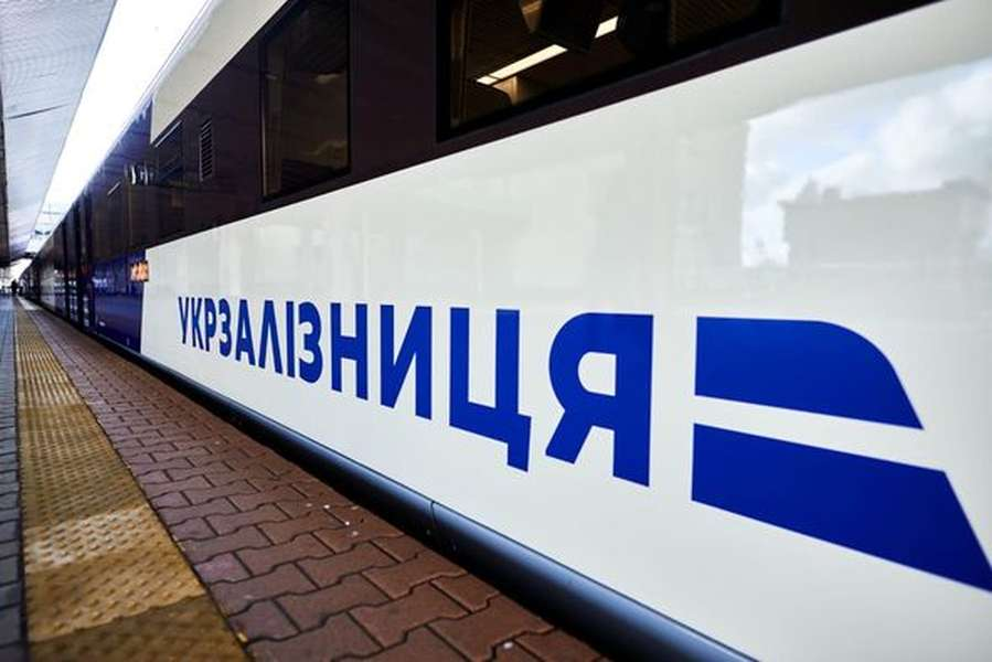 Укрзалізниця запускає регулярні рейси на Донеччину
