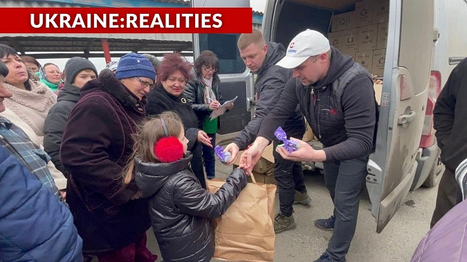 Volunteers show how a frontline village in Donetsk Oblast lives
