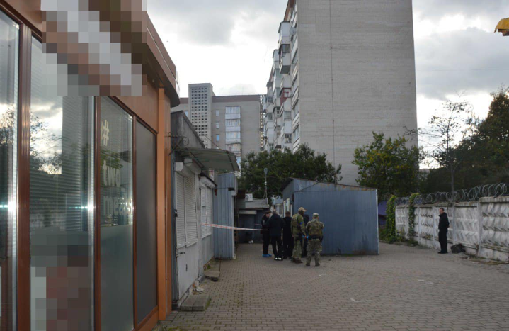 У Луцьку судили азербайджанця, який вбив ножем 50-річного чоловіка на Північному ринку (відео)