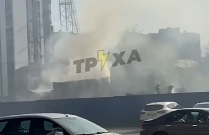 Вибухнув газовий балон: у Луцьку на одній з вулиць – пожежа (відео)