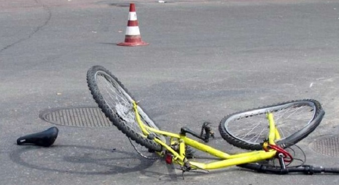 На Волині рівненчанин на Mitsubishi збив велосипедистку