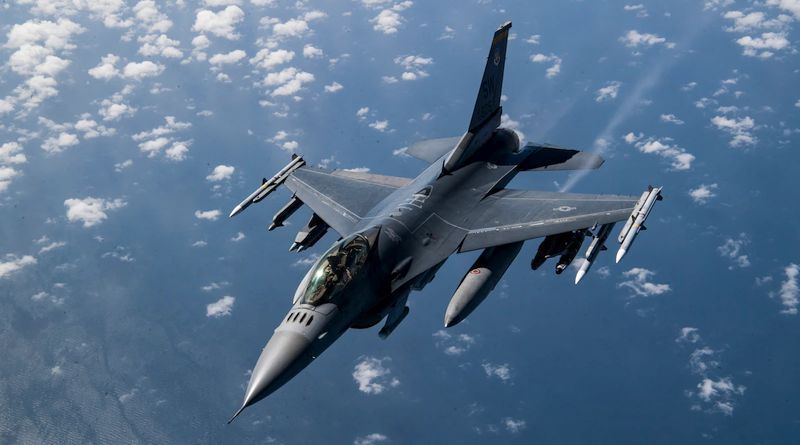 У Повітряних силах спрогнозували, скільки літаків F-16 може отримати Україна