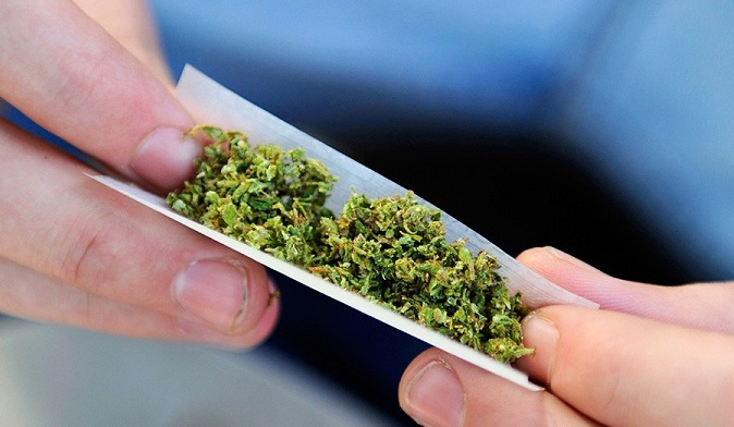 Буде і в цукерках: в американському штаті Міннесота легалізували марихуану