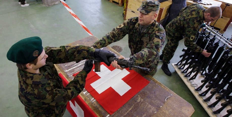 У Швейцарії провалили голосування за реекспорт зброї в Україну