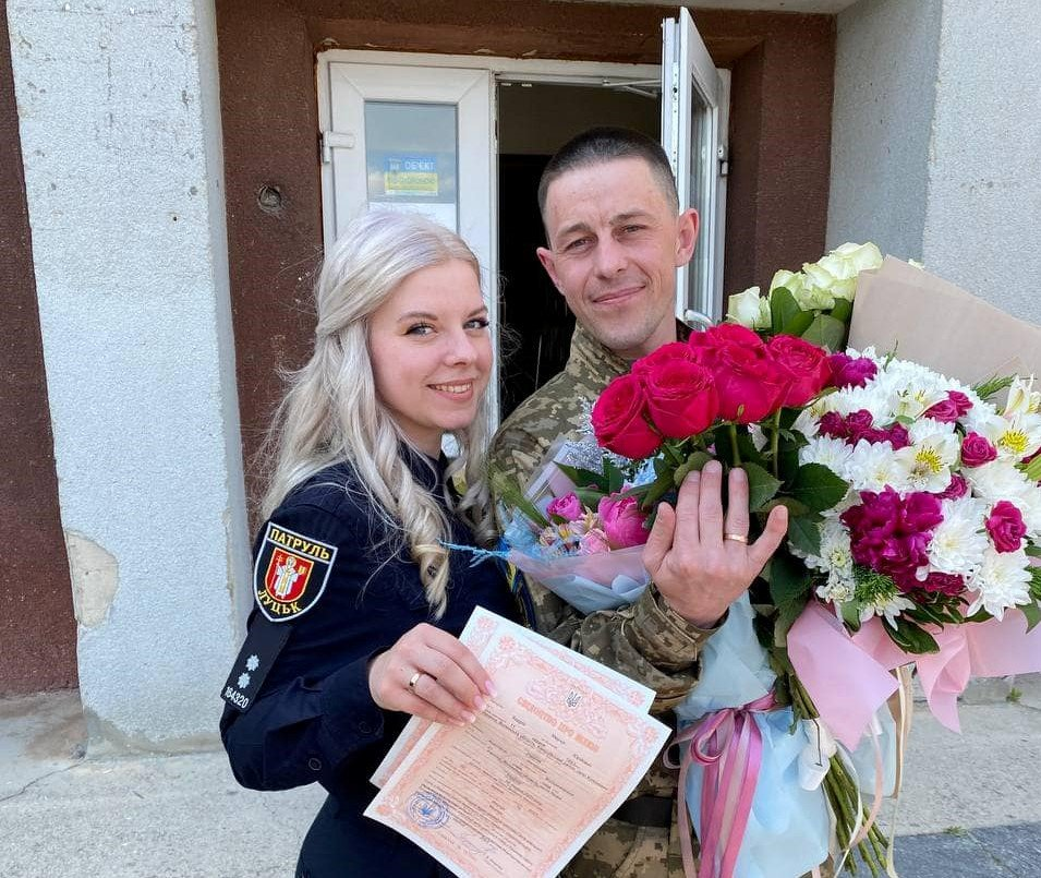 Волинянин, який майже рік був у російському полоні, одружився (фото)