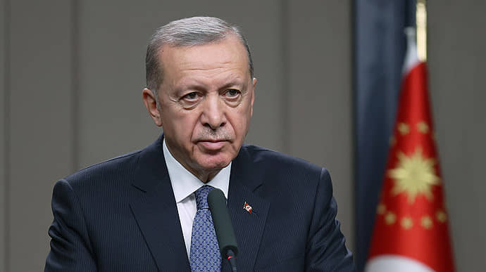 Ердоган запропонував Зеленському створити комісію з розслідування вибуху на Каховській ГЕС