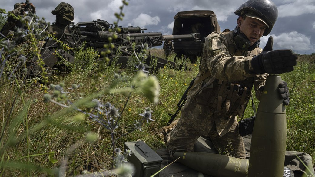 Європа прискорить постачання зброї в Україну
