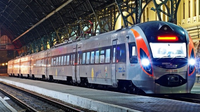 «Укрзалізниця» додала Інтерсіті+ на маршрут Київ — Харків