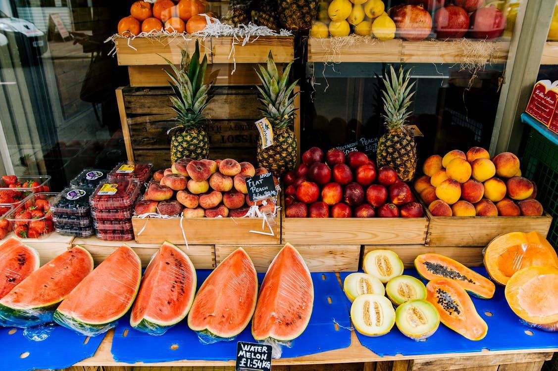 Що буде з цінами на сезонні фрукти в Україні