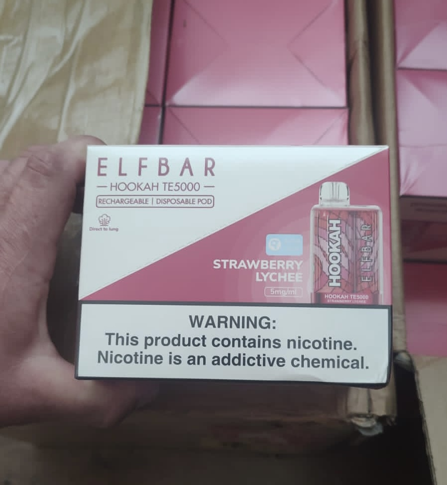 Волинянин хотів провести через митницю 800 електронних цигарок «Elfbar» (фото)