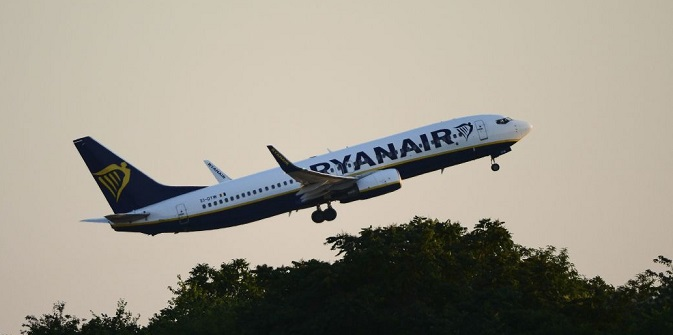 Ryanair може відновити польоти до України до кінця 2023 року