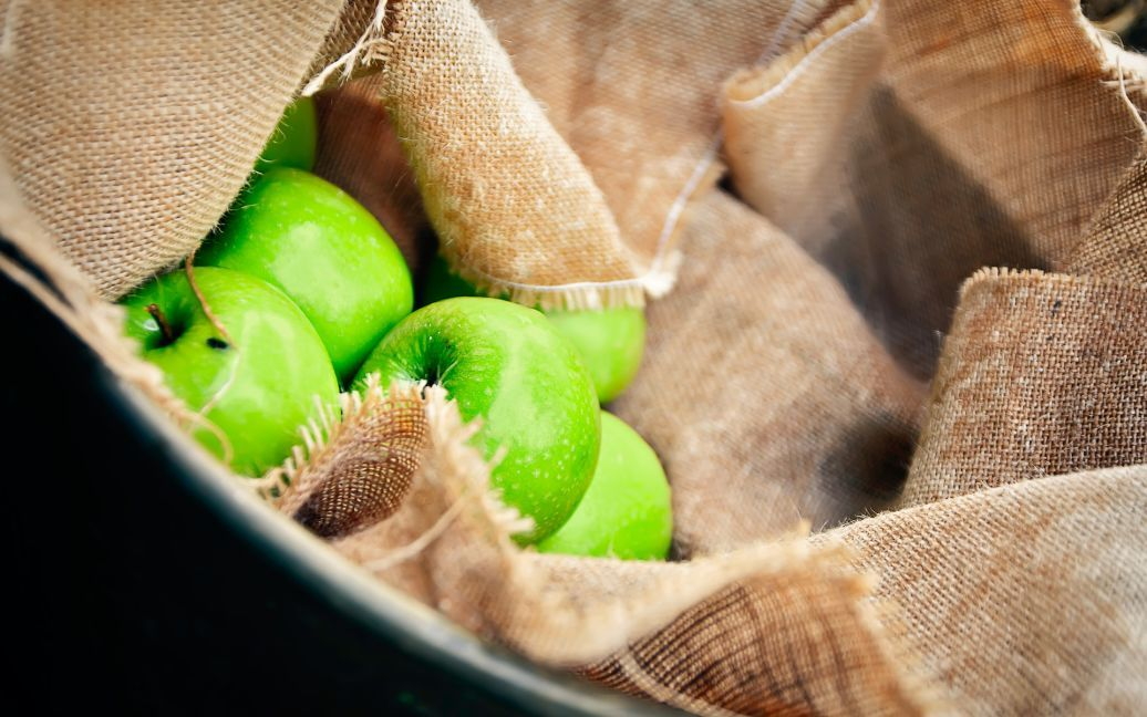 Як довше зберігати яблука вдома: поради від блогерки