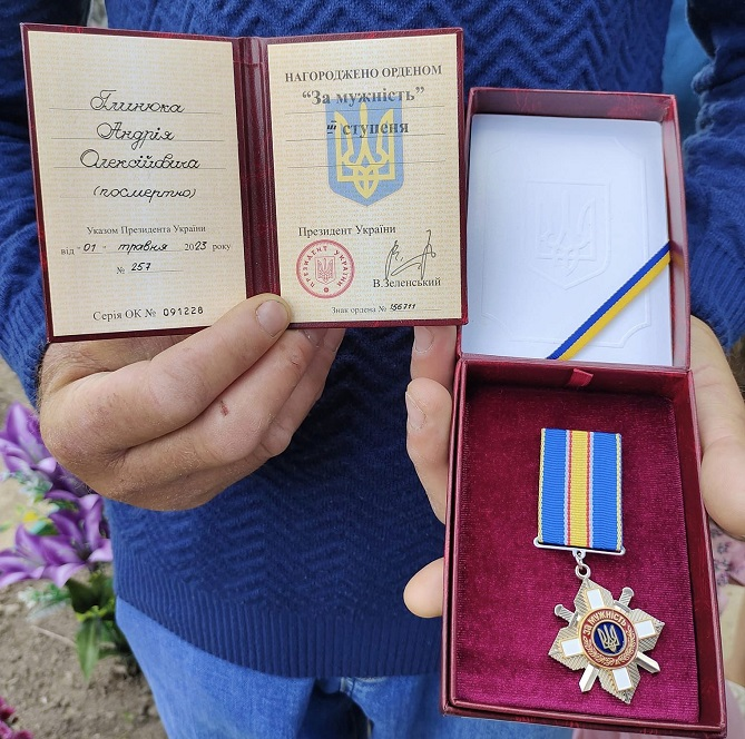 Рідним загиблого Героя з Волині вручили його орден «За мужність» (фото)