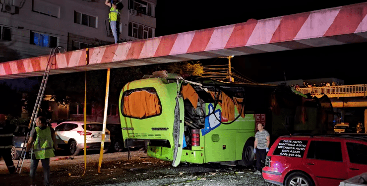 У Румунії автобус з українцями потрапив в аварію – є постраждалі (фото, відео)
