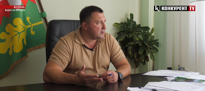 Військові можуть забрати вже: мер Ківерців хоче 5000$ за «заниканий» БРДМ (відео)