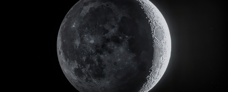 Вчені назвали ймовірну причину утворення льоду на Місяці