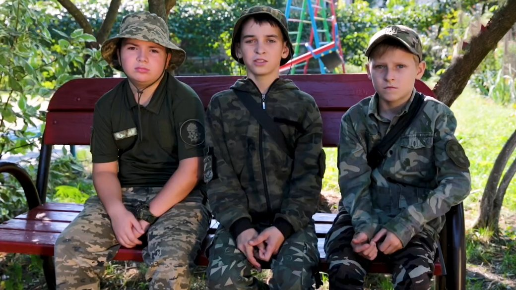 Наше майбутнє: троє юних хлопців заснували у Луцьку волонтерський загін (відео)