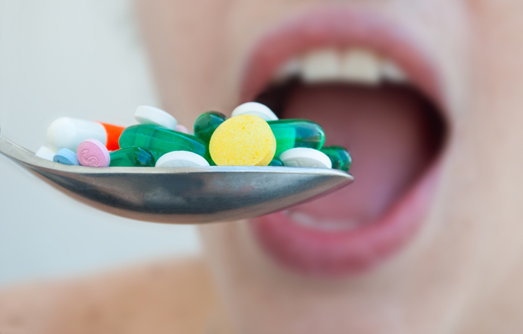 Чи справді треба приймати вітаміни у таблетках