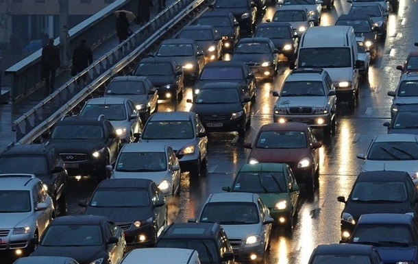 В Україні оновили правила дорожнього руху: що змінилося