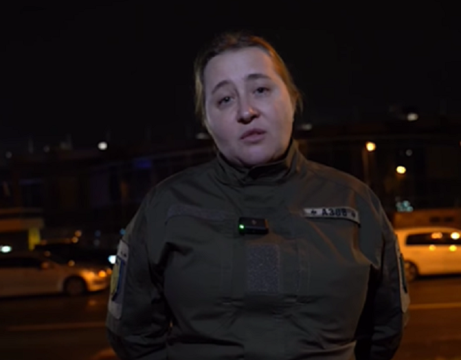 У Києві чоловіків злякала військова форма Патронатної служби «Азову» (відео)