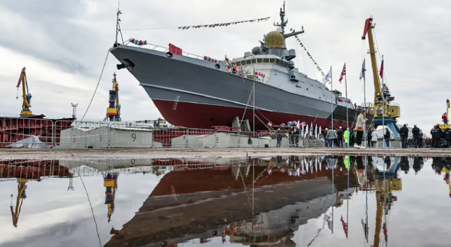 Командувач Повітряних сил підтвердив знищення новітнього російського корабля в Керчі