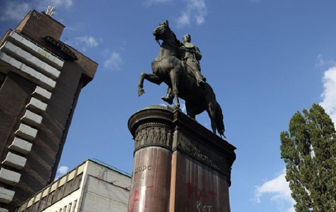 Уряд дозволив демонтувати памʼятники Пушкіну, Щорсу та інших діячів