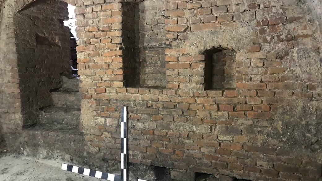 У Луцьку археологи закінчують розкопки крипт Кафедрального Собору Святої Трійці