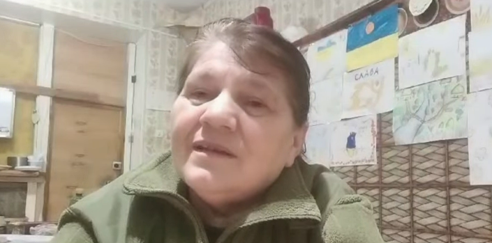 Волинянка у 56 років добровільно пішла в ЗСУ, аби смачно годувати військових (відео)