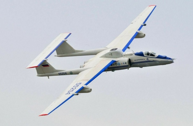 Росія може повернути на озброєння розвідувальний літак часів СРСР