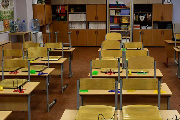 Волинська вчителька відсудила поновлення на посаді та грошову компенсацію від школи