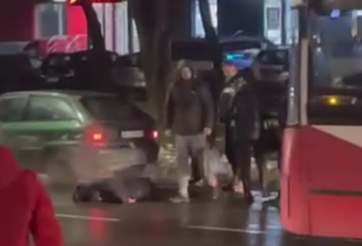 У Луцьку – ДТП: на проспекті Молоді збили людину (відео 18+)