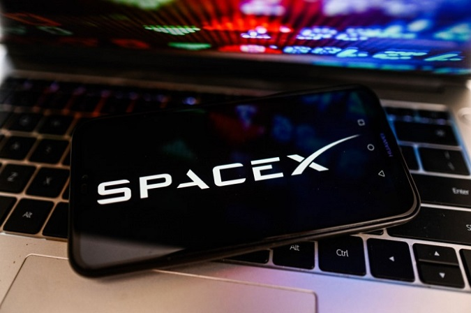 SpaceX подала до суду на агентство, яке захищає звільнених співробітників