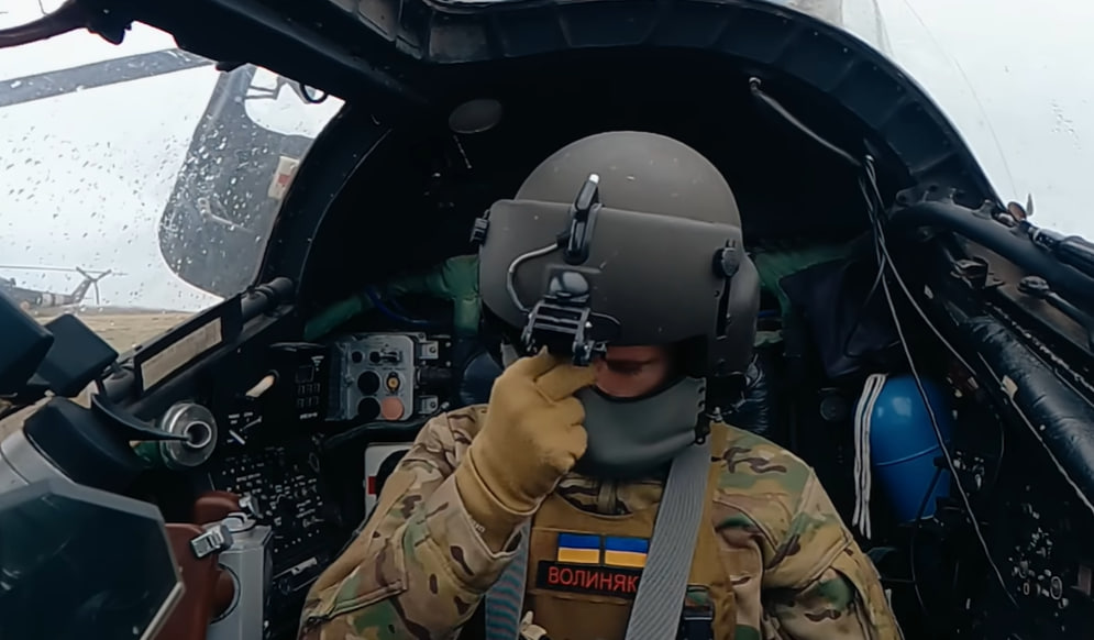 «Молився, коли побачив пуск ПЗРК по вертольоту», – волинський льотчик про бойову роботу (відео)