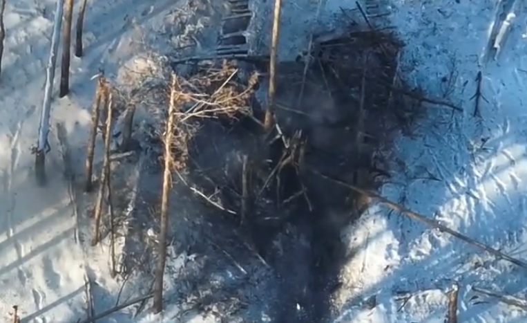 Волинські тероборонівці запустили «пташку» в бліндаж російських аеророзвідників у Серебрянському лісі (відео)