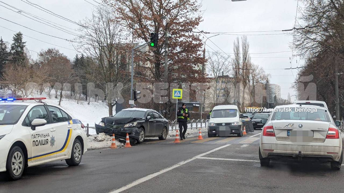 Винуватець був п'яний: подробиці ДТП біля центрального парку у Луцьку