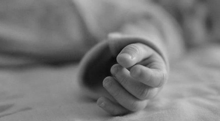 На Рівненщині померло одномісячне немовля: батьки звинувачують лікарів