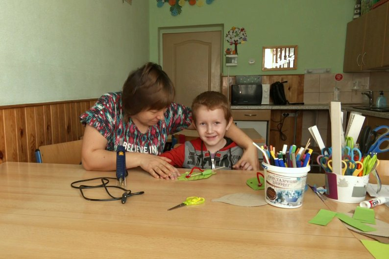 «Все розписано по жовтень»: як працює центр реабілітації для дітей з інвалідністю в Луцькій громаді