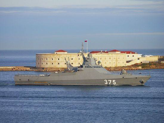 Дрони ГУР уразили патрульний корабель рф «Сергій Котов»