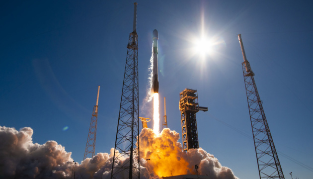 SpaceX будує мережу супутників-шпигунів для розвідки США