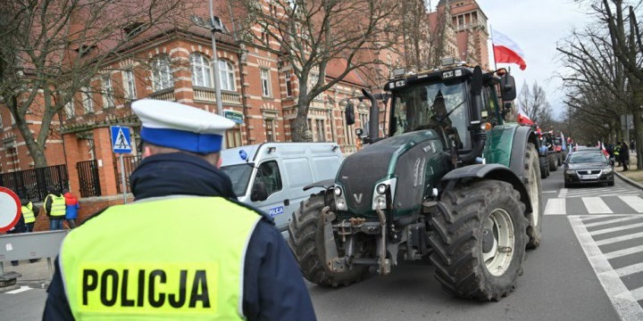 Польські фермери анонсували сотні акцій по всій країні