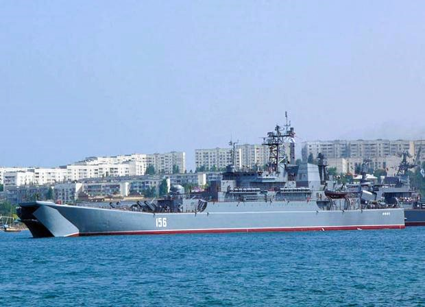 Сили оборони уразили великі російські десантні кораблі «Ямал» та «Азов»