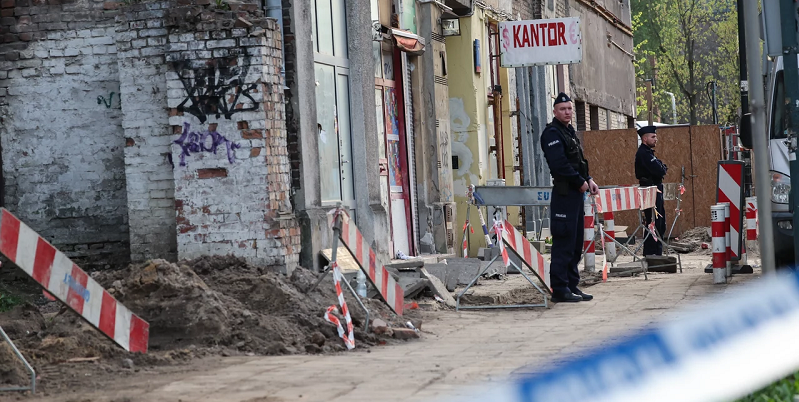 Звинувачують українця: у Варшаві в покинутій будівлі знайшли чотири трупи, – ЗМІ