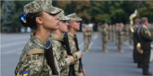 Штрафів поки не буде: Міноборони готує зміни щодо військового обліку жінок